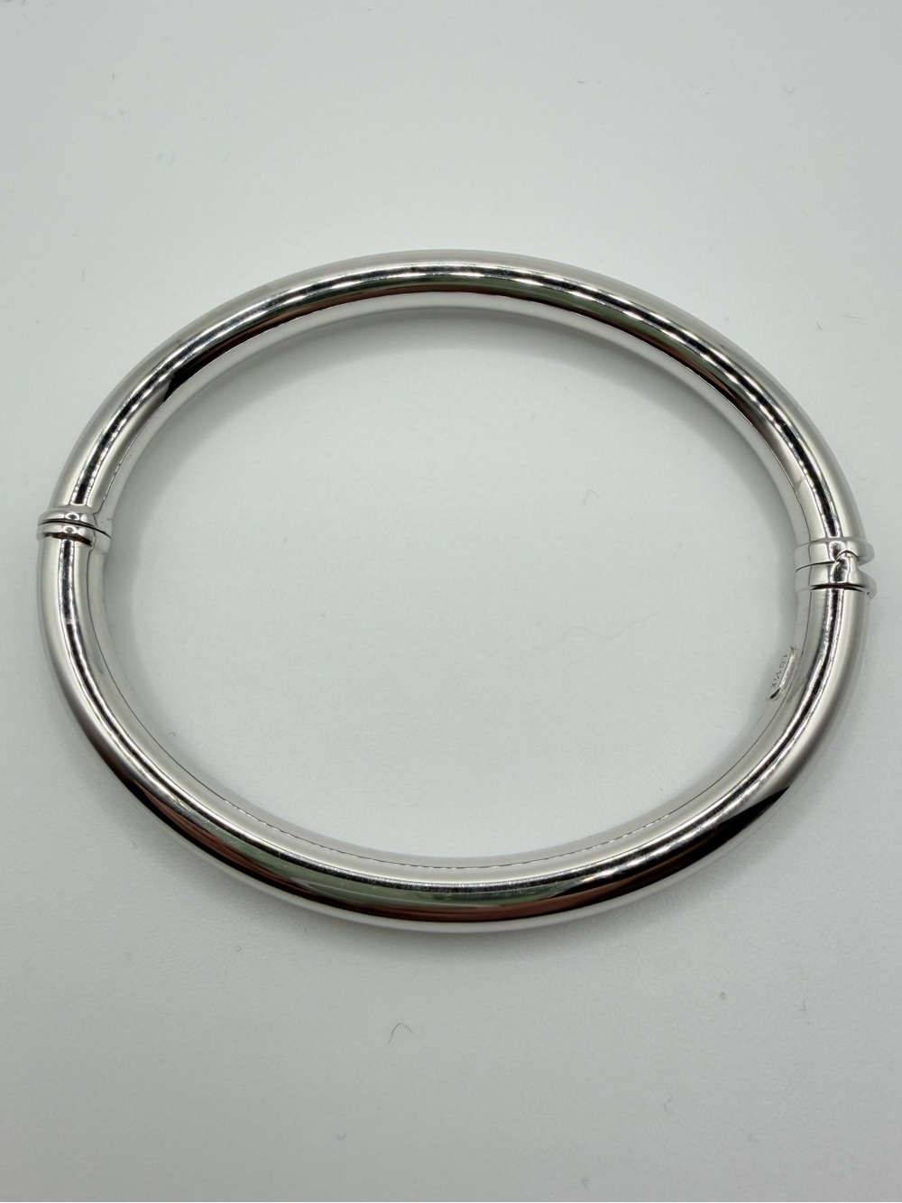 Vintage 14K 50’s White Hollow Gold Bangle Fits 16-18cm